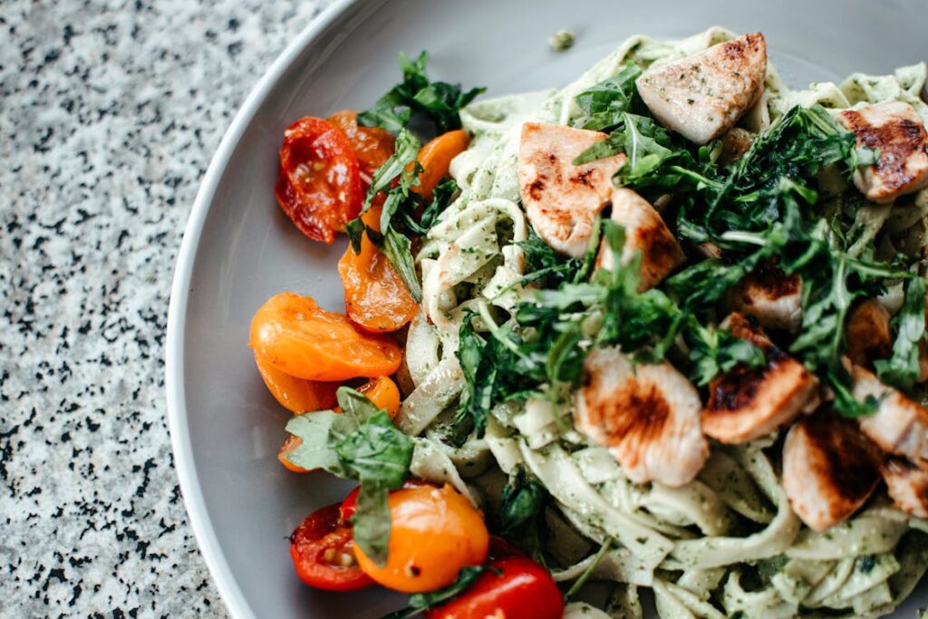La hidratación es tan importante como la alimentación: una buena comida antes de una carrera con My Virtual Trainer.